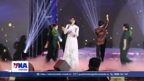 Tiếng hát người làm báo