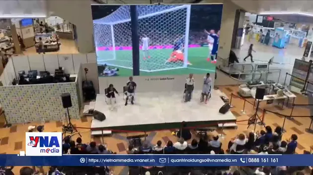 CĐV quê nhà ngất ngây với chiến thắng của Samurai xanh