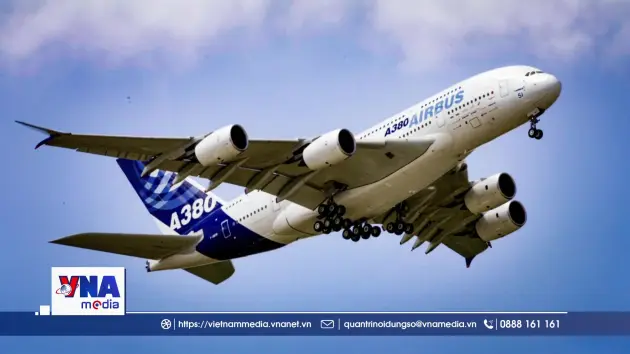 Airbus kiểm tra khẩn cấp 16 máy bay A380
