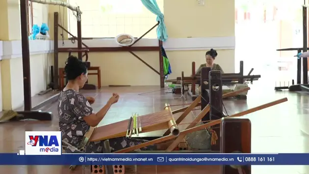Giữ gìn và phát triển nghề dệt thổ cẩm Chăm Mỹ Nghiệp