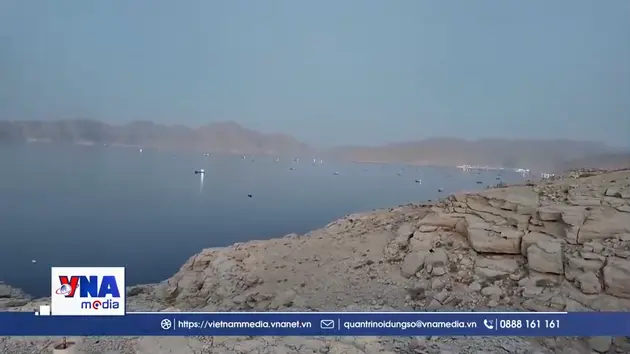 Eo biển Hormuz nhộn nhịp trở lại