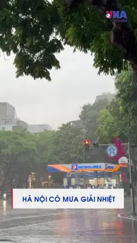 Hà Nội có mưa giải nhiệt sau chuỗi ngày nắng nóng 40 độ C