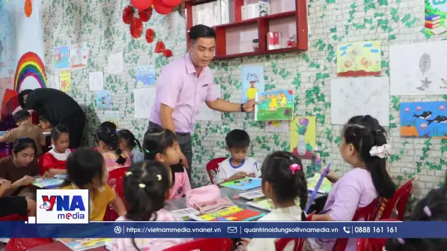 Thầy giáo nghỉ hè mở lớp học miễn phí cho học trò nghèo