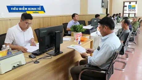 Tiêu điểm kinh tế: Chính quyền địa phương 2 cấp - Trái ngọt từ cải cách
