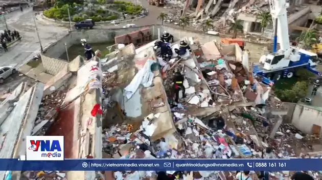 Thêm 7 thi thể nạn nhân được tìm thấy trong ngày làm việc thứ 4 tại Venezuela