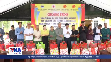 Ấm tình quân dân trên vùng biển quê hương