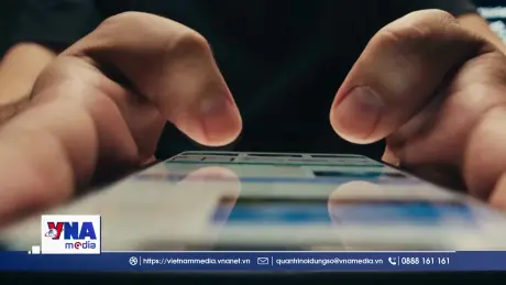 Pháp đẩy nhanh lệnh cấm trẻ dưới 15 tuổi sử dụng mạng xã hội