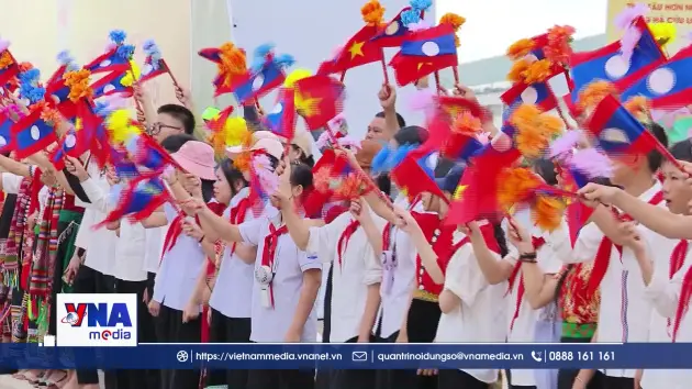 Người dân xứ Nghệ háo hức với ngày hội biên cương