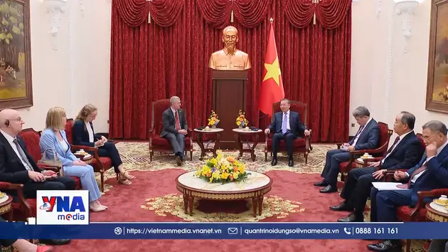 Tổng Bí thư, Chủ tịch nước tiếp Đại sứ các nước chào từ biệt