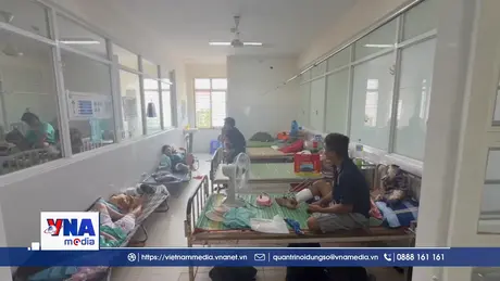 Bệnh viện Đa khoa Trung tâm Gia Lai quá tải, nhiều bệnh nhân phải nằm ghép