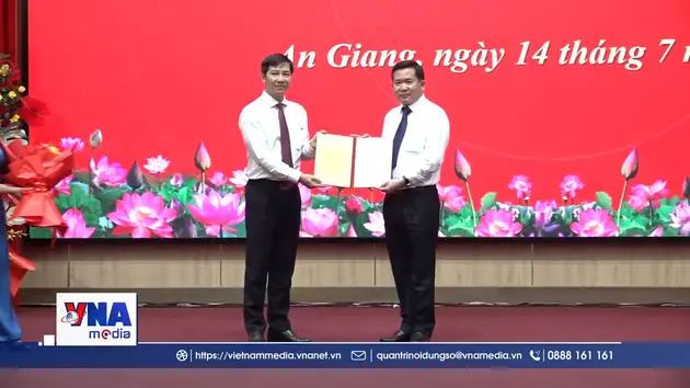 Trung tướng Đinh Văn Nơi giữ chức Phó Bí thư Tỉnh ủy An Giang, kiêm Bí thư Đảng ủy đặc khu Phú Quốc