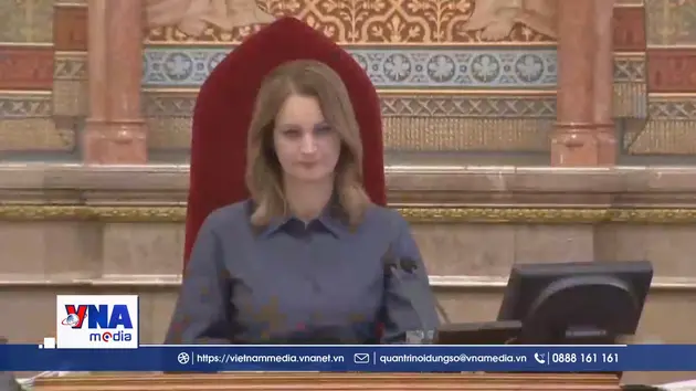Hungary thông qua sửa đổi hiến pháp sâu rộng