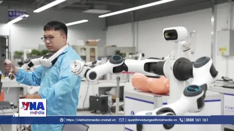 Trung Quốc đẩy mạnh sản xuất robot tích hợp AI