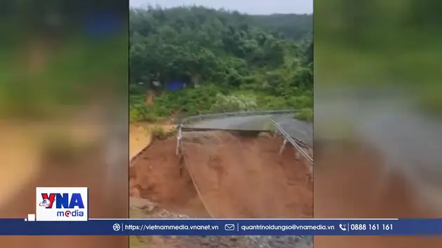 Mưa lớn gây sạt lở nhiều tuyến quốc lộ tại Lai Châu