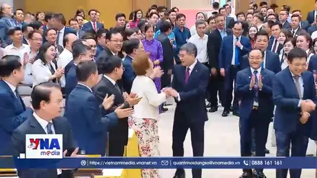 Thường trực chính phủ gặp gỡ cộng đồng doanh nghiệp