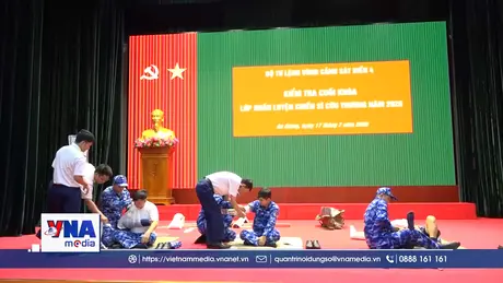 Bộ Tư lệnh Vùng Cảnh sát biển 4 huấn luyện lớp chiến sĩ cứu thương