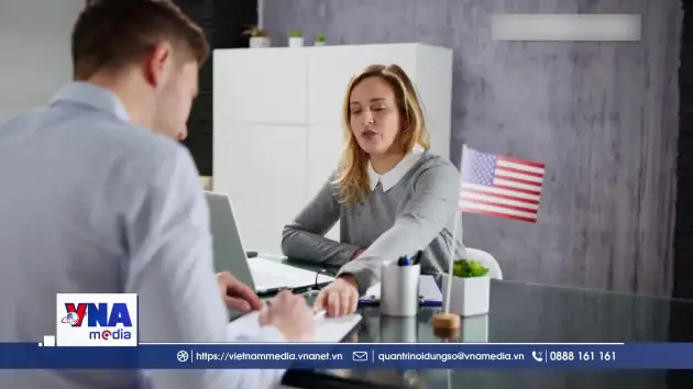 Mỹ siết chặt điều kiện cấp thẻ xanh