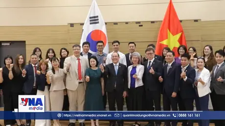 Phó Chủ tịch Ủy ban Trung ương Mặt trận Tổ quốc Việt Nam gặp gỡ cộng đồng người Việt tại Hàn Quốc