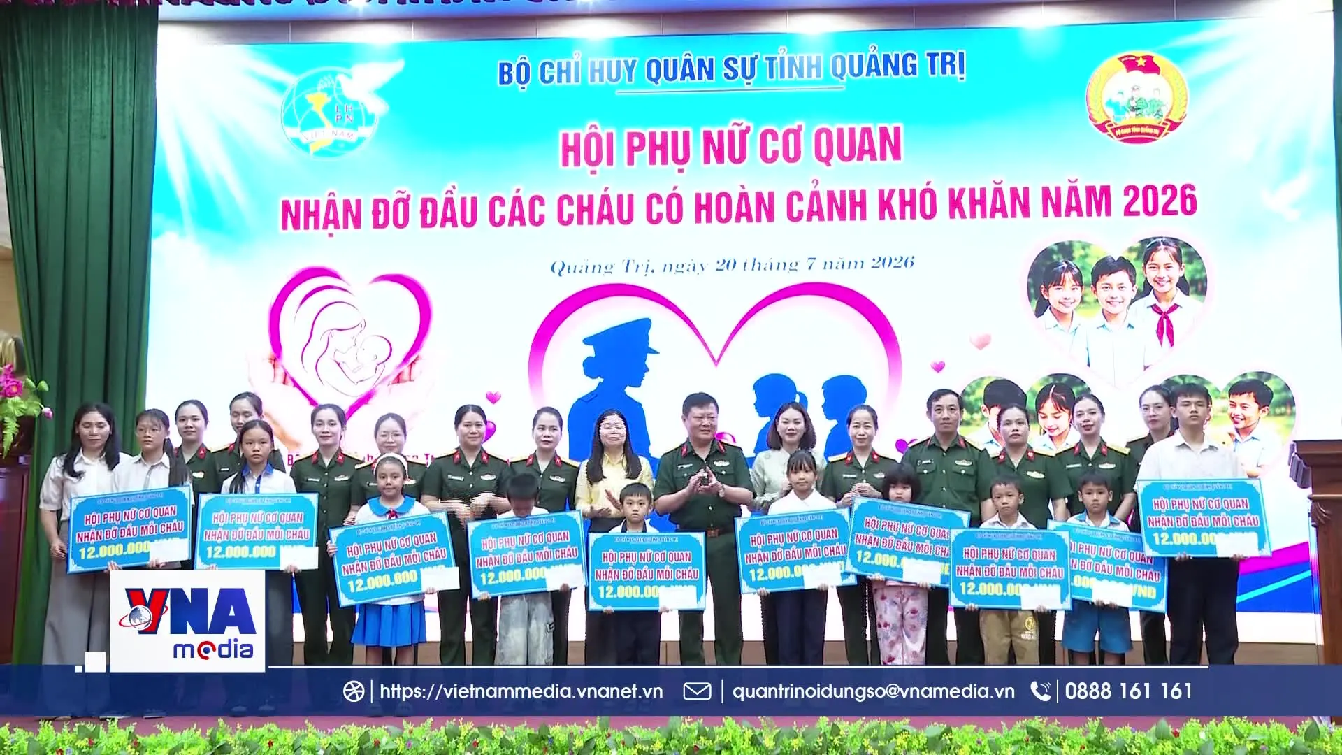 Bộ CHQS Quảng Trị đỡ đầu trẻ em có hoàn cảnh khó khăn