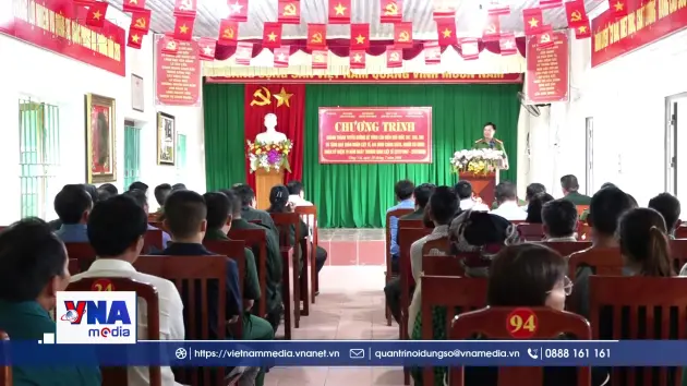 Chung sức xây dựng đường tuần tra biên giới