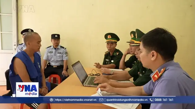 Khởi tố vụ án tổ chức cho người xuất cảnh trái phép qua biên giới