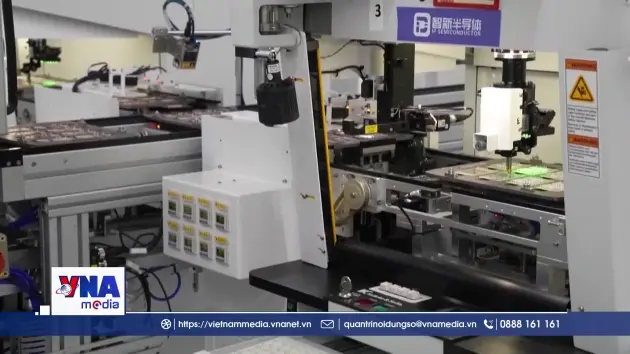Thương mại toàn cầu tiếp tục tăng