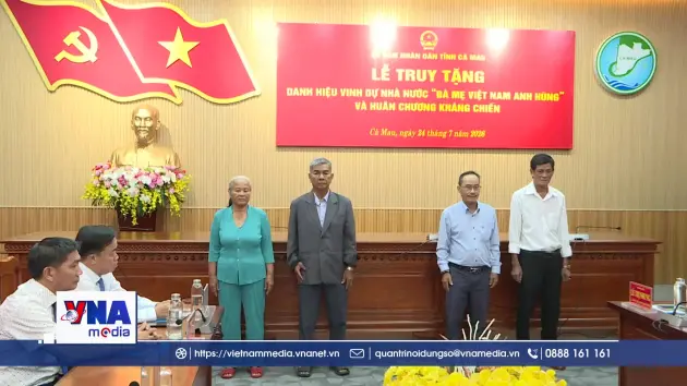 Truy tặng danh hiệu “Bà mẹ Việt Nam anh hùng” và Huân chương Kháng chiến cho các liệt sĩ