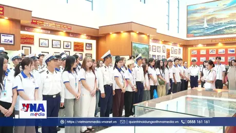 Kết nối giữa cộng đồng người Việt Nam ở nước ngoài với quê hương