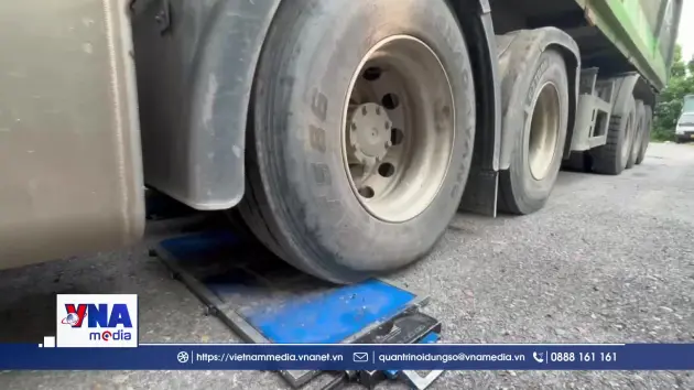 Siết kiểm soát xe quá tải trên cao tốc Nội Bài - Lào Cai
