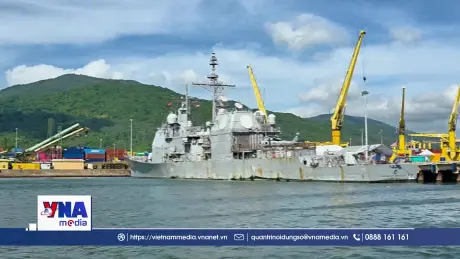 Đoàn tàu sân bay Hải quân Hoa Kỳ thăm thành phố Đà Nẵng
