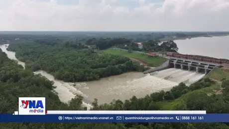 Hành lang thoát lũ hồ Dầu Tiếng bị “bóp nghẹt”