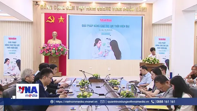 Trẻ dễ cận thị vì dùng thiết bị điện tử kéo dài