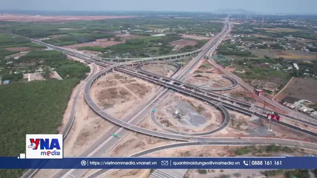 Nhanh chóng hoàn thiện dự án kết nối vùng, sân bay Long Thành