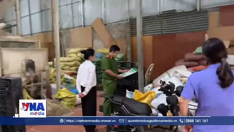 Khởi tố 2 đối tượng về tội sản xuất, buôn bán hàng giả là lương thực