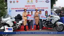 Sôi nổi ngày hội công nhân với pháp luật tại TP.HCM