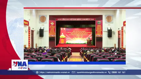 Trạm tin số sáng 11/8: Phó Chủ tịch Quốc hội thăm, tặng quà hộ nghèo và nạn nhân chất độc da cam