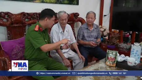 Đưa tiện ích số đến tận nhà dân