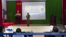 Tuyên truyền pháp luật cho hàng trăm người dân biên giới