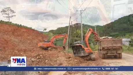 Khẩn trương khắc phục sạt lở đường từ Đà Lạt đi Nha Trang