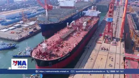 Kinh tế thế giới đứng vững sau cú sốc Hormuz