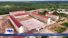 Mở cánh cửa đến trường cho học sinh vùng biên Ia R’vê