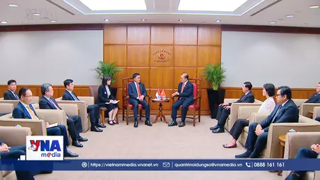 Thường trực Ban Bí thư Trần Cẩm Tú hội kiến Chủ tịch Quốc hội Singapore
