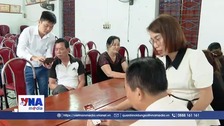 Ánh sáng số về làng