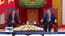 Luôn coi trọng củng cố, phát triển quan hệ Việt Nam - Lào