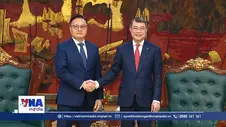 Việt Nam luôn dành ưu tiên cao nhất cho việc vun đắp và phát triển quan hệ với Lào