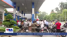 Yêu cầu các thương nhân đầu mối chủ động nguồn cung xăng dầu