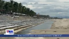 Nhộn nhịp trên công trường kè chống sạt lở trong kỳ nghỉ lễ