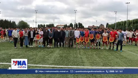 Sân cỏ Brussels - Đ﻿iểm hẹn của người Việt ở châu Âu