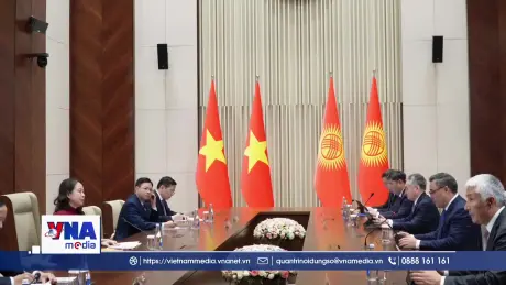 Phó Chủ tịch nước Võ Thị Ánh Xuân gặp Tổng thống Kyrgyzstan