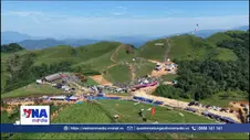 Rực rỡ ngày hội mùa Thu Slam Chiêm trên thảo nguyên